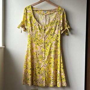 Miss Selfridge Button Up Floral Dress Size 4